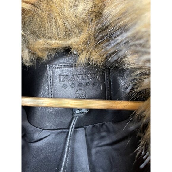 NWOT BlankNYC Night Fever Faux Leather Moto Jacket removable Faux Fur Collar XS - Picture 5 of 9
